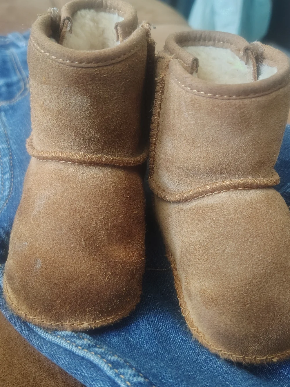 UGG Kids Chestnut Suede Mini Boots